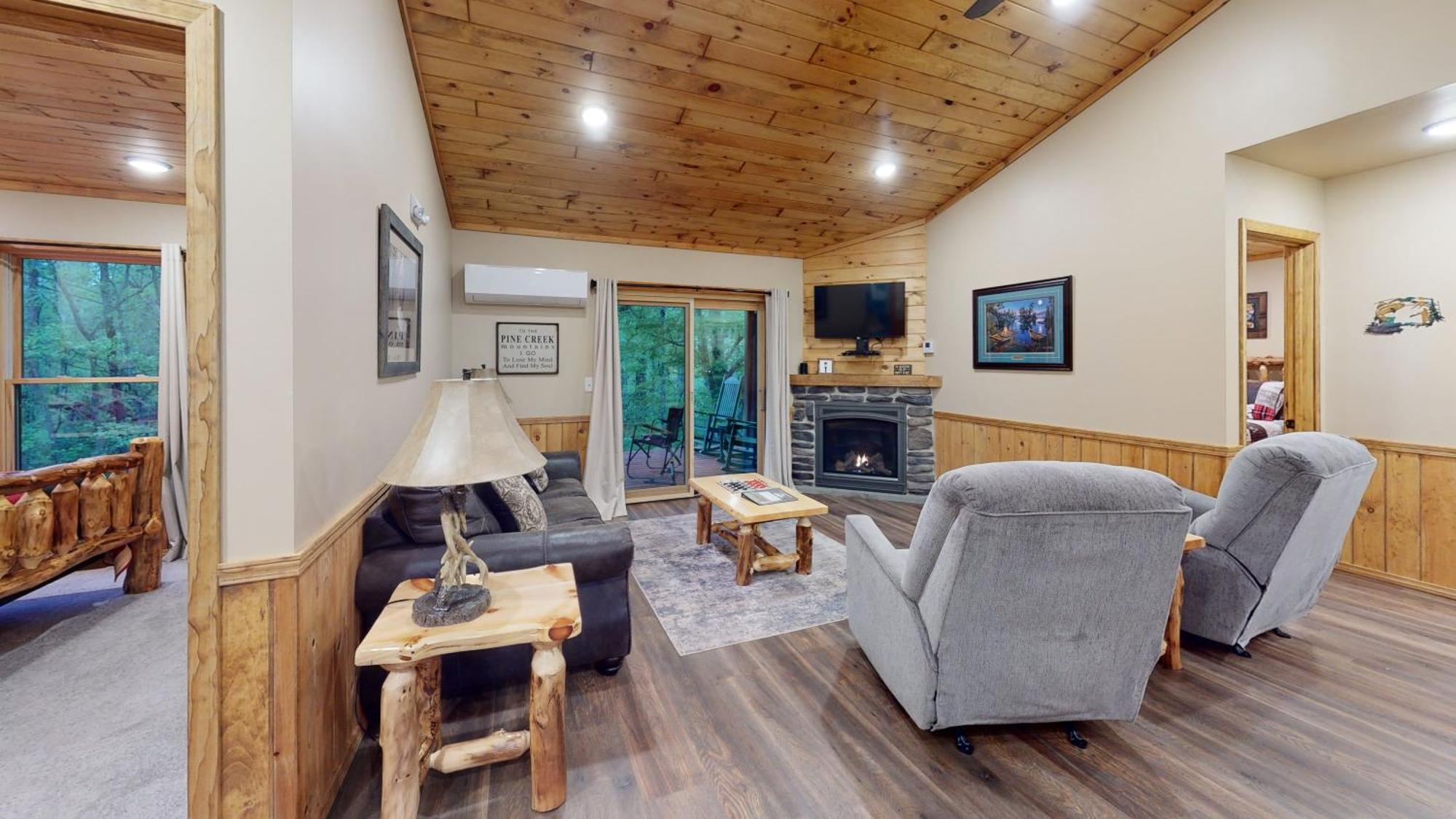Rough Cut Lodge Gaines Eksteriør bilde